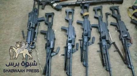 إلقاء القبض على مطلوب أمني في العاصمة عدن وبحوزته اسلحة متنوعة