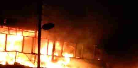 اندلاع حريق هائل بمخزن وقود في عدن لشركة MTN