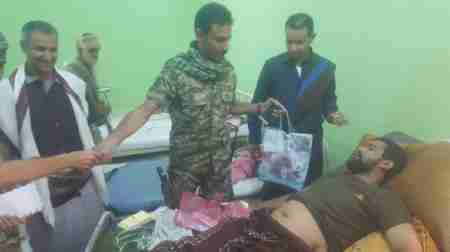 قائد النخبة الشبوانية بعتق يقوم بجولة تفقدية لنقاط الامنية التابعة للنخبة والمستشفى المركزي