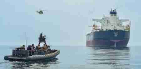 التحالف : استمرار منح تصاريح للسفن المتجهة للحديدة