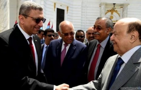 إجماع على رفض تولي عبدربه منصور قيادة حزب المؤتمر الشعبي