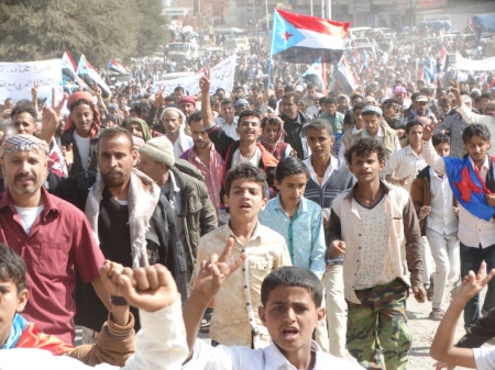 الهتافات الشعبية ‘‘لا تحالف بعد اليوم‘‘ هل تسمع في الرياض وأبو ظبي ؟؟