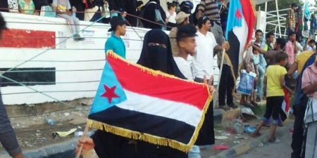 رئيسة الدائرة الاعلامية والنقابية في عدن تدعو كل مكونات الحراك الجنوبي لجعل من 14 اكتوبر يوم غضب تنديداً لتردي الخدمات .