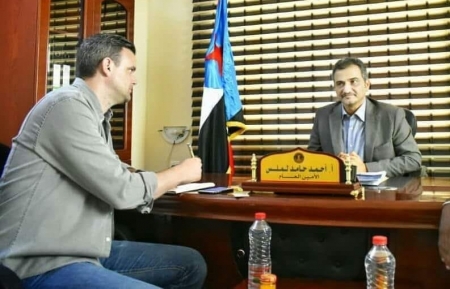 لملس لمركز دراسات بريطاني :حذرنا مسبقاً من الابقاء على الحكومة ولا مخرج الا بإعادة تصحيح الاوضاع السياسية.