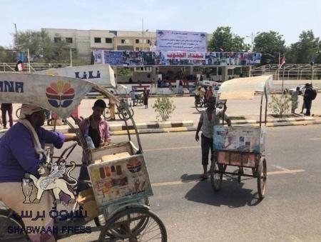 بالصور مليونية الشرعية بساحة العروض .. حضر ‘‘نانا‘‘ وغابت الجماهير