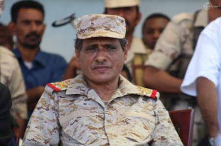حضرموت أول محافظة تعلن توفير الدولار بالسعر الرسمي