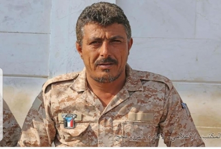 مصادر خاصة تتحدث عن مساعي يبذلها علي محسن الاحمر ونايف البكري لإقالة مدير امن لحج صالح السيد