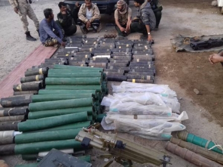 ضبط شحنة اسلحة بينها منصة صواريخ كورنيت مهربة من المخا الى عدن (صور)