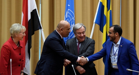اتفاق السويد انتصار دبلوماسي كامل للحوثيين .. وهزيمة للشرعية بالضربة القاضية