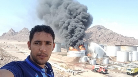 صحفي يمني : مصافي عدن إهمال ونهب انتهى بالحرق
