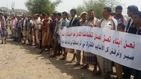 نازحو تعز يستوطنون عدن ويستولون على الوظائف الخاصة والعامة