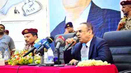 لقاء قبلي وعسكري بأبين يدعو للمصالحة مع &lsquo;&lsquo;القاعدة&lsquo;&lsquo;